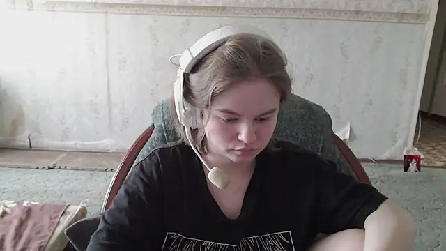 Snapshot of chupep_suchka chatting on 02-21-26, 10:49 chupep suchka online show from 02-21-26, 10:49