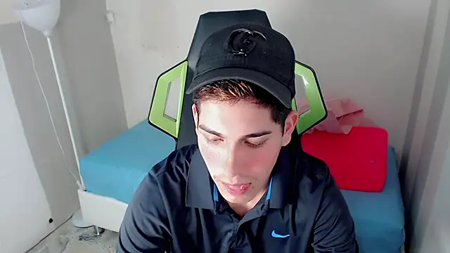 Snapshot of Bby_cash_ chatting on 02-18-26, 08:49 Bby cash online show from 02-18-26, 08:49