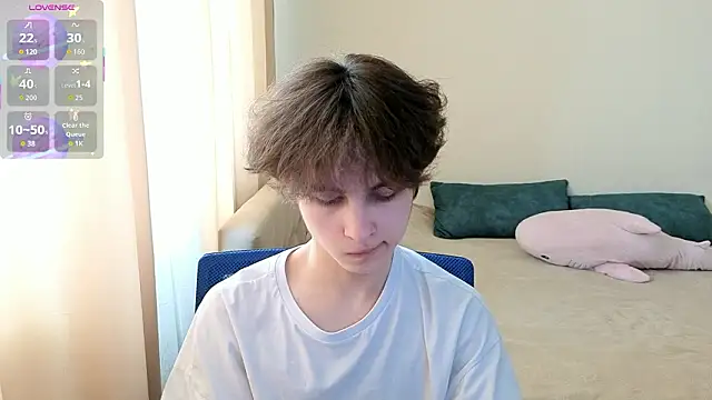 Snapshot of _LukaHayes_ chatting on 02-20-26, 12:16 LukaHayes online show from 02-20-26, 12:16