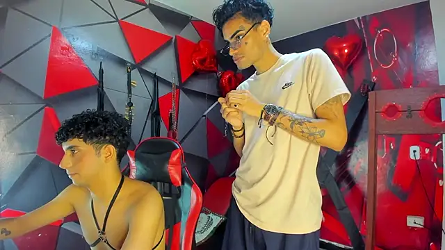 Snapshot of Gay_Red_Room chatting on 02-17-26, 03:58 Gay Red Room online show from 02-17-26, 03:58