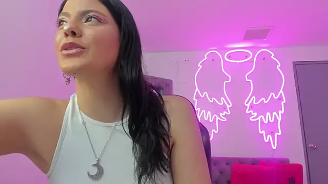 Evelin  thompsson online show from 04-17-26, 03:42