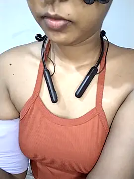 ASHANYA JAYASOORIYA online show from 05-20-26, 01:17