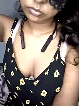 ASHANYA JAYASOORIYA online show from 05-21-26, 08:54