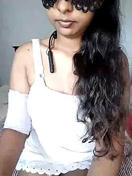 Snapshot of ASHANYA_JAYASOORIYA chatting on 07-09-26, 03:32 ASHANYA JAYASOORIYA online show from 07-09-26, 03:32
