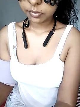 Snapshot of ASHANYA_JAYASOORIYA chatting on 07-17-26, 02:29 ASHANYA JAYASOORIYA online show from 07-17-26, 02:29