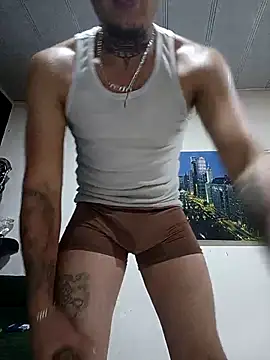 Valentino dominusSex online show from 04-16-26, 08:42