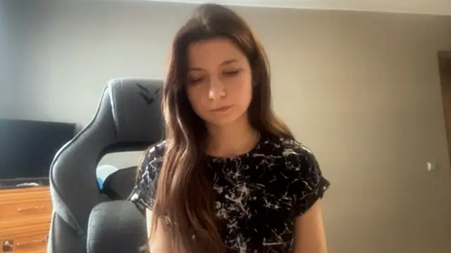 Snapshot of LunnaBliss chatting on 02-24-26, 11:19 LunnaBliss online show from 02-24-26, 11:19