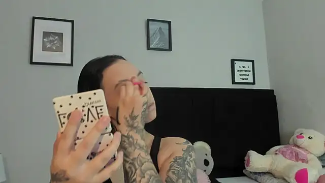 sabbrand0111 online show from 04-14-26, 08:48