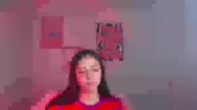 KissMeJulia online show from 04-18-26, 05:44