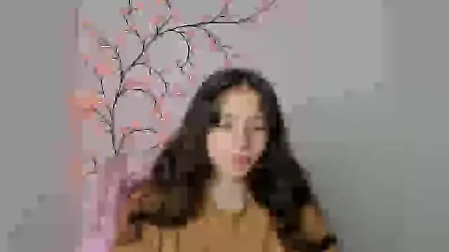 KissMeJulia online show from 05-17-26, 05:27