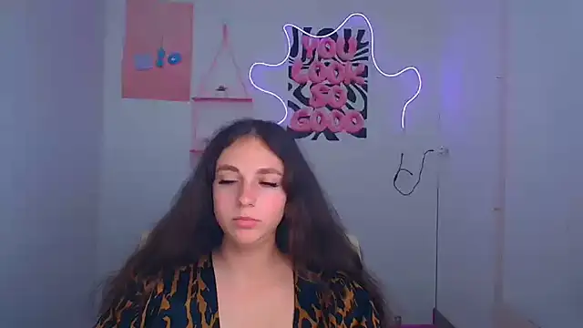 Snapshot of KissMeJulia chatting on 07-14-26, 10:21 KissMeJulia online show from 07-14-26, 10:21