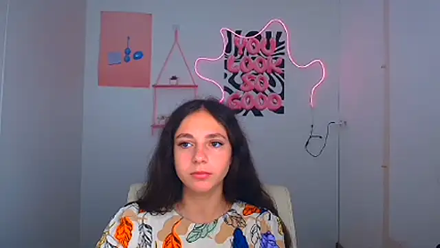 Snapshot of KissMeJulia chatting on 07-31-26, 05:40 KissMeJulia online show from 07-31-26, 05:40