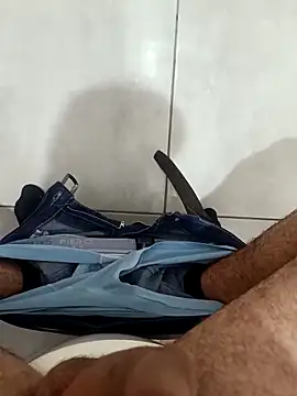 afindeprazer online show from 04-19-26, 03:44