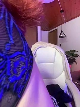 Snapshot of Maraia_pink18 chatting on 02-20-26, 01:33 Maraia pink18 online show from 02-20-26, 01:33