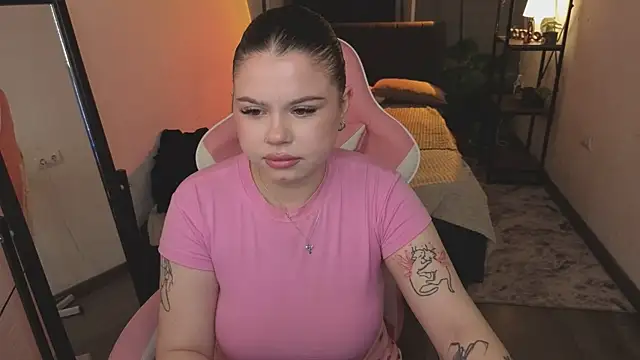 Snapshot of Monica_Dacher chatting on 02-27-26, 08:53 Monica Dacher online show from 02-27-26, 08:53