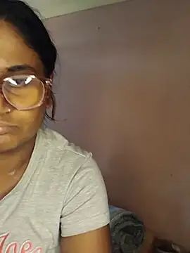 Snapshot of indianstrawberrylips4u chatting on 06-28-26, 01:50 indianstrawberrylips4u online show from 06-28-26, 01:50