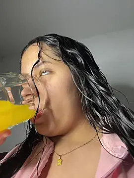 Snapshot of FerLondon55 chatting on 02-24-26, 06:22 FerLondon55 online show from 02-24-26, 06:22