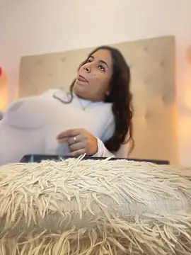 FerLondon55 online show from 04-25-26, 06:05