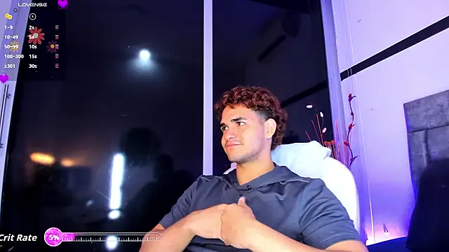 Snapshot of marcos_lc chatting on 02-19-26, 12:12 marcos lc online show from 02-19-26, 12:12