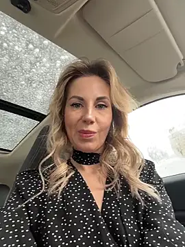 LisaMurr online show from 03-02-26, 09:38