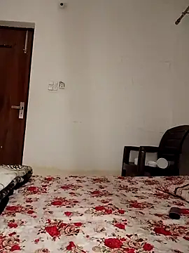 cute girl 29 online show from 04-15-26, 03:52