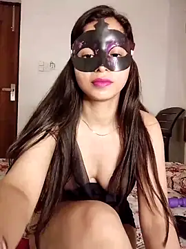 Snapshot of cute_girl_29 chatting on 06-10-26, 06:18 cute girl 29 online show from 06-10-26, 06:18
