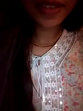 Snapshot of cute_girl_29 chatting on 07-09-26, 01:04 cute girl 29 online show from 07-09-26, 01:04