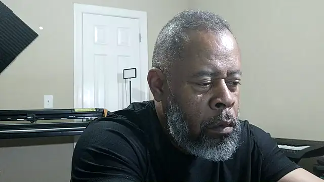 Cleozevo1961 online show from 03-21-26, 04:17