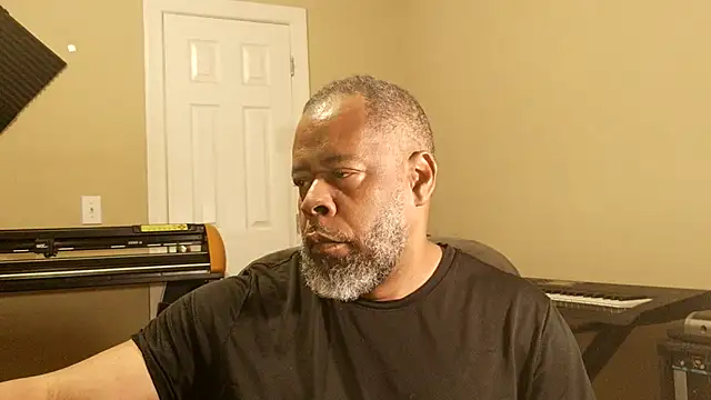 Cleozevo1961 online show from 03-28-26, 10:59