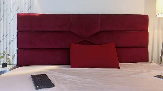 Blue MoonXXX online show from 03-30-26, 07:04