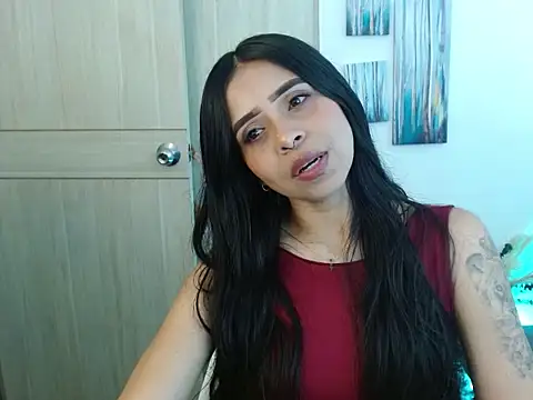 Snapshot of Pauliha chatting on 02-26-26, 04:50 Pauliha online show from 02-26-26, 04:50