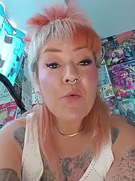 Snapshot of lady_polka chatting on 03-03-26, 05:52 lady polka online show from 03-03-26, 05:52