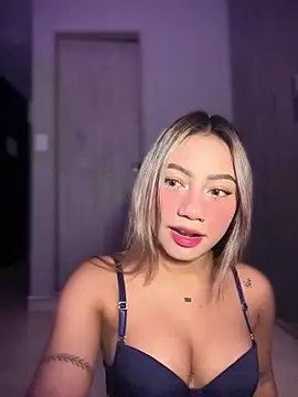 Dulce Sofi  online show from 03-21-26, 08:01