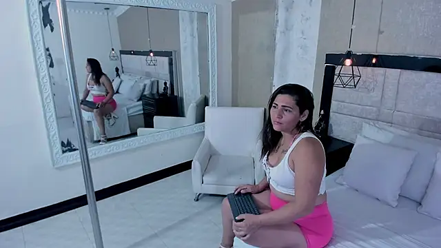 Snapshot of SofiaGarciaa chatting on 03-03-26, 12:11 SofiaGarciaa online show from 03-03-26, 12:11