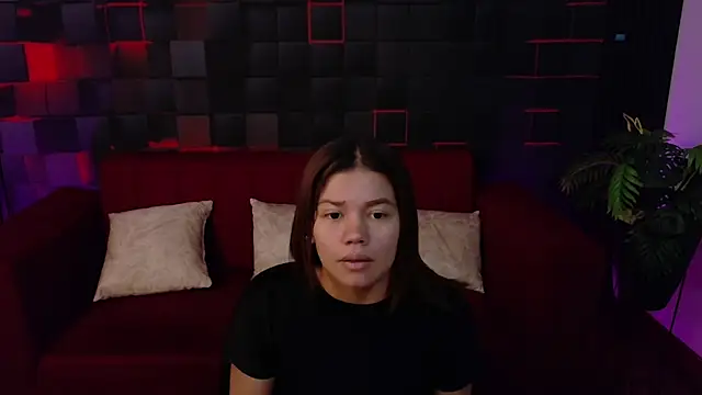 Snapshot of Alessia_Monroe_ chatting on 07-15-26, 09:09 Alessia Monroe online show from 07-15-26, 09:09