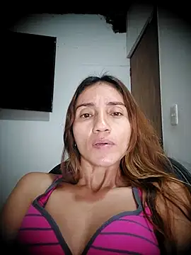 Snapshot of isaa- chatting on 04-29-26, 02:21 isaa- online show from 04-29-26, 02:21