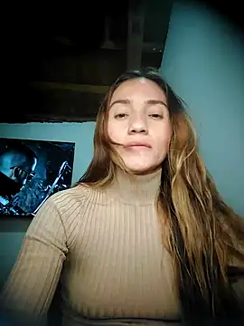 Snapshot of isaa- chatting on 05-08-26, 11:10 isaa- online show from 05-08-26, 11:10