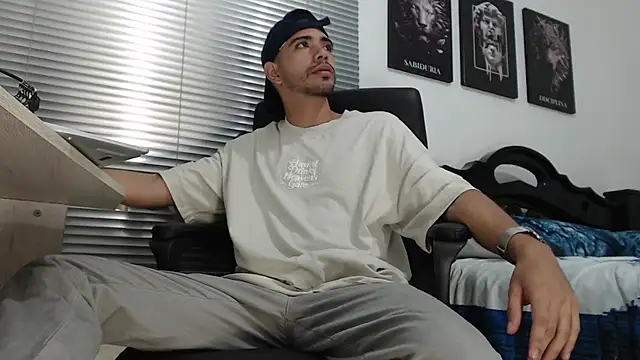 Kratoswolf online show from 02-23-26, 04:59