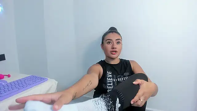 MiaFox mml online show from 03-04-26, 08:26