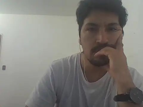 LeCorbu10 online show from 04-15-26, 04:36