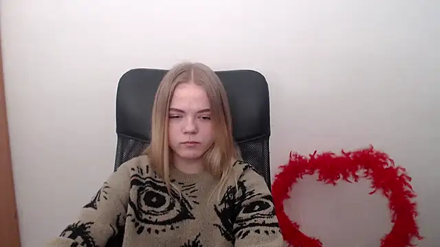 Snapshot of FoxiLana chatting on 02-23-26, 08:12 FoxiLana online show from 02-23-26, 08:12