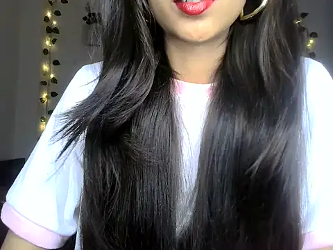 SIKSHA SINGH online show from 05-29-26, 06:50