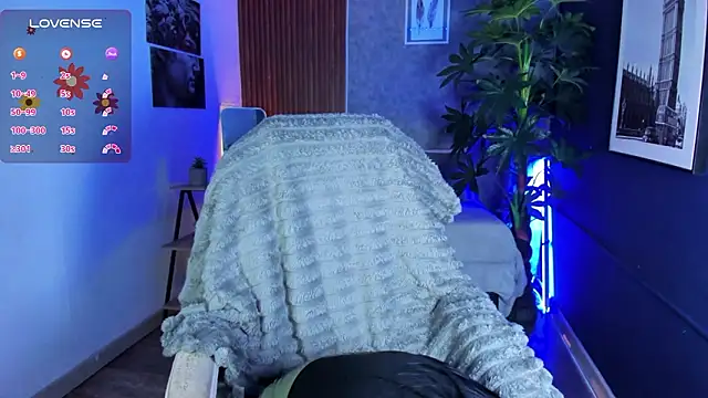 SophyAdams online show from 03-12-26, 07:53