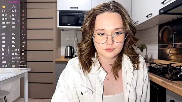 AinaSmith online show from 04-03-26, 10:13