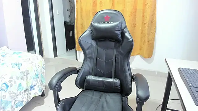 megan cros online show from 03-07-26, 02:03