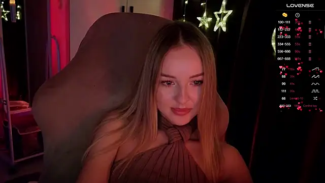 Snapshot of Nestyzz chatting on 03-03-26, 03:12 Nestyzz online show from 03-03-26, 03:12