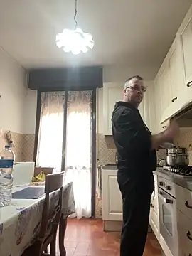 Snapshot of cristian_anal88 chatting on 03-02-26, 11:17 cristian anal88 online show from 03-02-26, 11:17