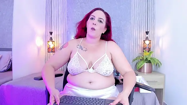 Snapshot of Eva_milfxxx chatting on 07-07-26, 03:53 Eva milfxxx online show from 07-07-26, 03:53