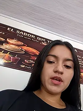 Snapshot of DulceCaroX chatting on 05-29-26, 01:20 DulceCaroX online show from 05-29-26, 01:20