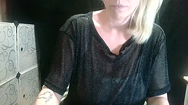 Snapshot of LadySecret_X chatting on 02-23-26, 05:10 LadySecret X online show from 02-23-26, 05:10